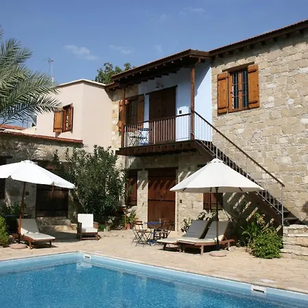 Porfyrios Appartement